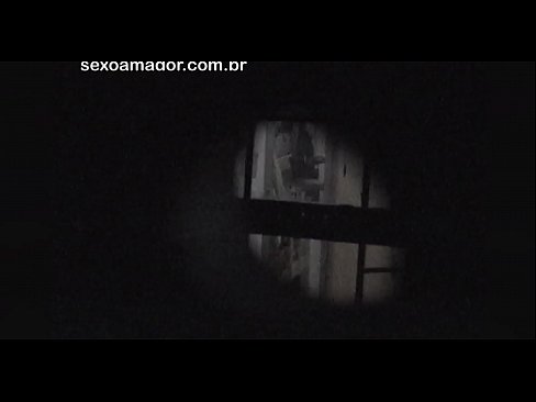 ❤️ Ξανθιά κοπέλα βιντεοσκοπήθηκε κρυφά από ηδονοβλεψία της γειτονιάς κρυμμένο πίσω από κούφια τούβλα ❌ Σεξ ❌❤